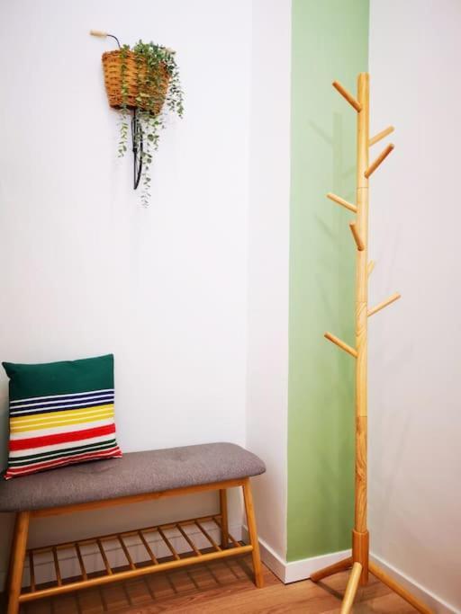 Sunny Flat 50 Meters From The Metro Apartment Milan Exterior photo