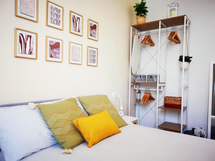 Sunny Flat 50 Meters From The Metro Apartment Milan Exterior photo